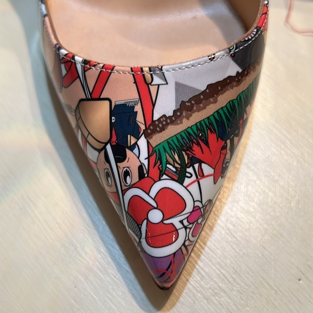 Christian Louboutin Limited Edition Stiltto 4 1/2 inch heels - Picture 3 of 9